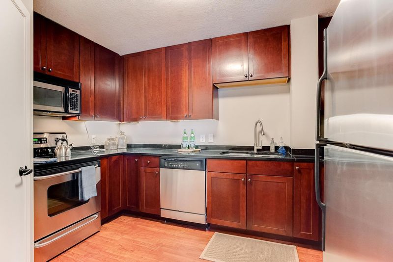 3131 Excelsior Blvd #510, Minneapolis, MN 55416