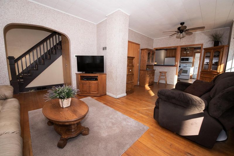 422 S Baker St, Winona, MN 55987