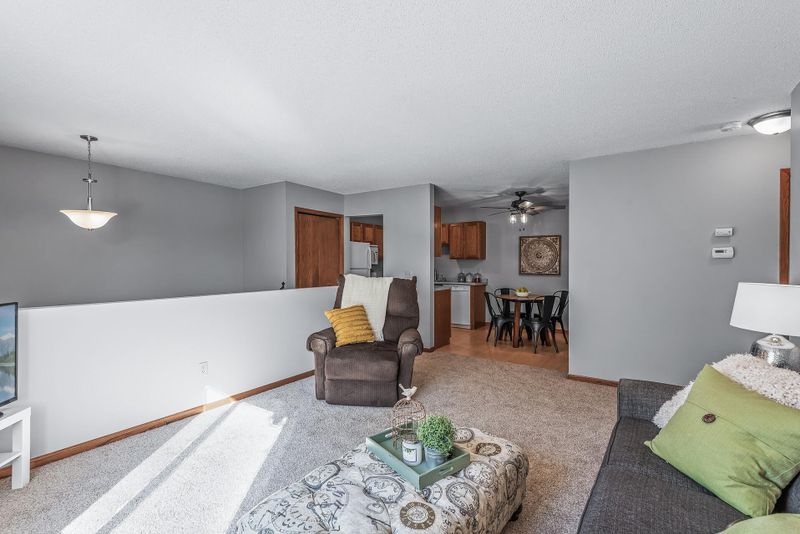 527 Tiffany Dr, Hastings, MN 55033
