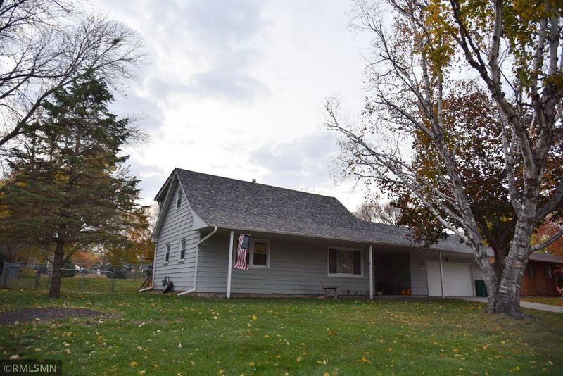 740 Prairie Ave, Cokato, MN 55321