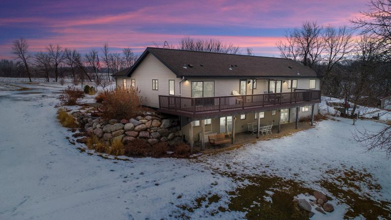 6727 Blackwell Dr SW, Farwell, MN 56327