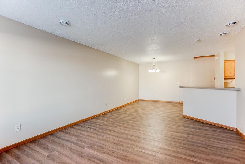 10080 180th Ave NW, Elk River, MN 55330
