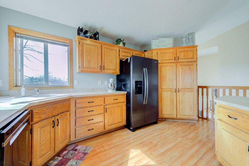 703 Black Forest Rd, New Germany, MN 55367