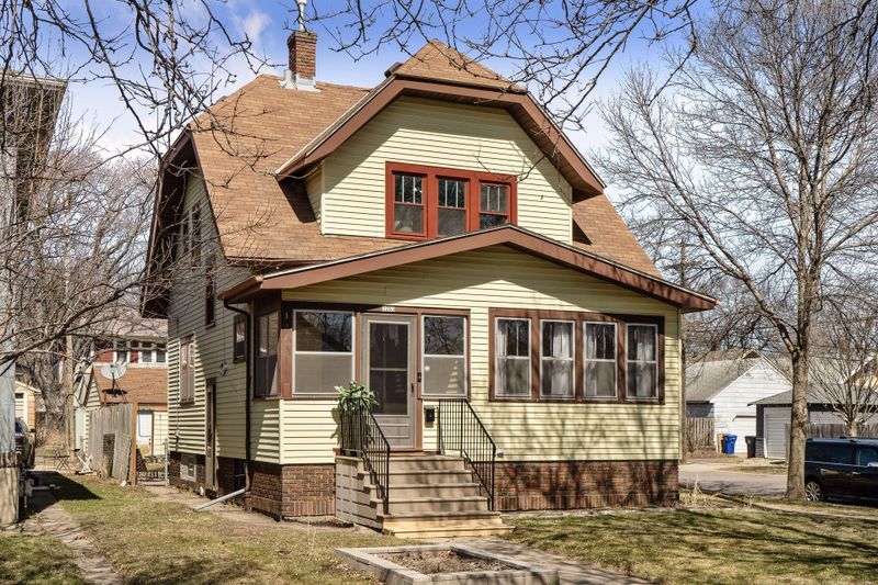 1283 Edmund Ave, Saint Paul, MN 55104