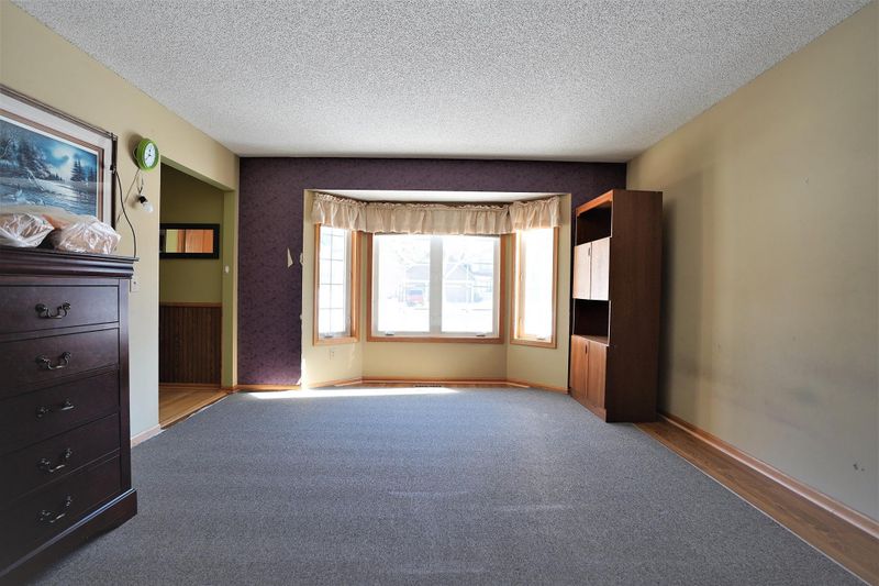 9008 N Jensen Ave S, Cottage Grove, MN 55016