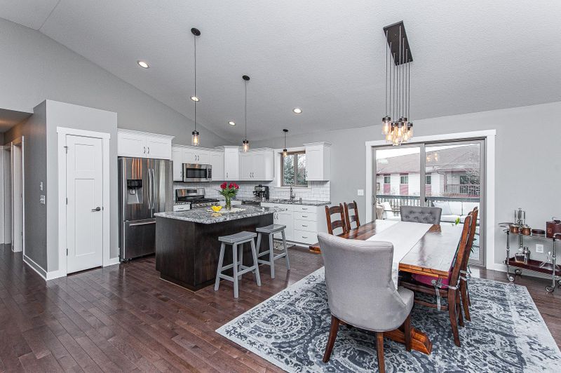 868 Brighton Ln NW, Rochester, MN 55901