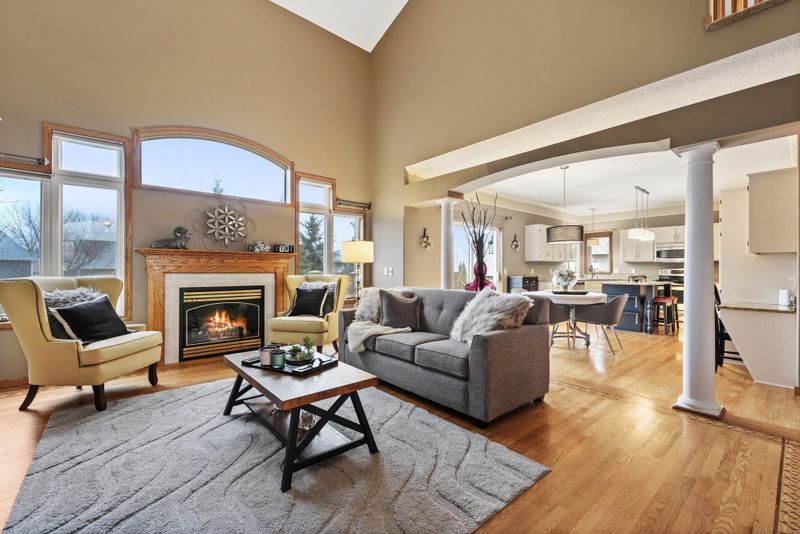 9379 Kirkwood Way N, Maple Grove, MN 55369