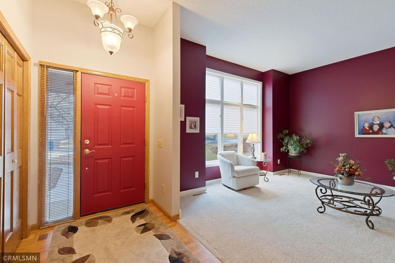 4755 Cypress Point, Eagan, MN 55123