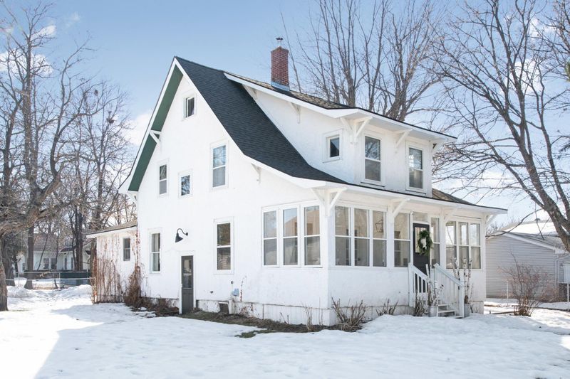 5609 Main St W, Maple Plain, MN 55359