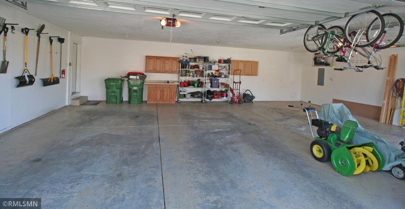 24 Century Trl, Circle Pines, MN 55014