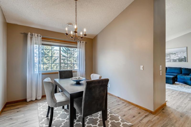 331 Heritage Trl, Circle Pines, MN 55014