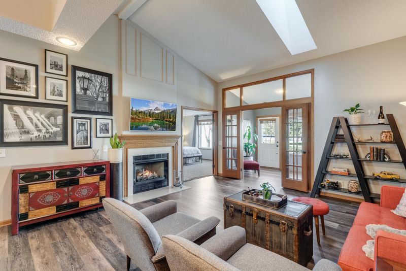 14660 Europa Way, Apple Valley, MN 55124