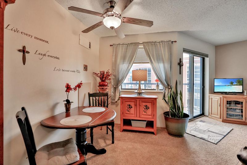 78 10th St E #710, Saint Paul, MN 55101