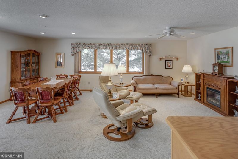 2209 Spruce Dr, Brainerd, MN 56401