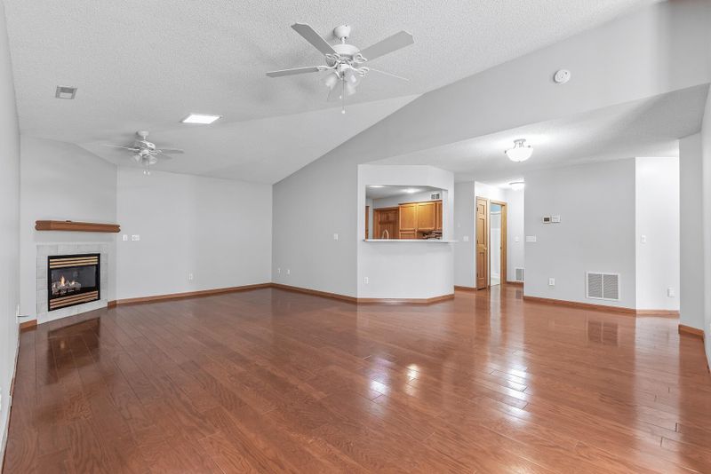 19142 Jackson Ct NW, Elk River, MN 55330