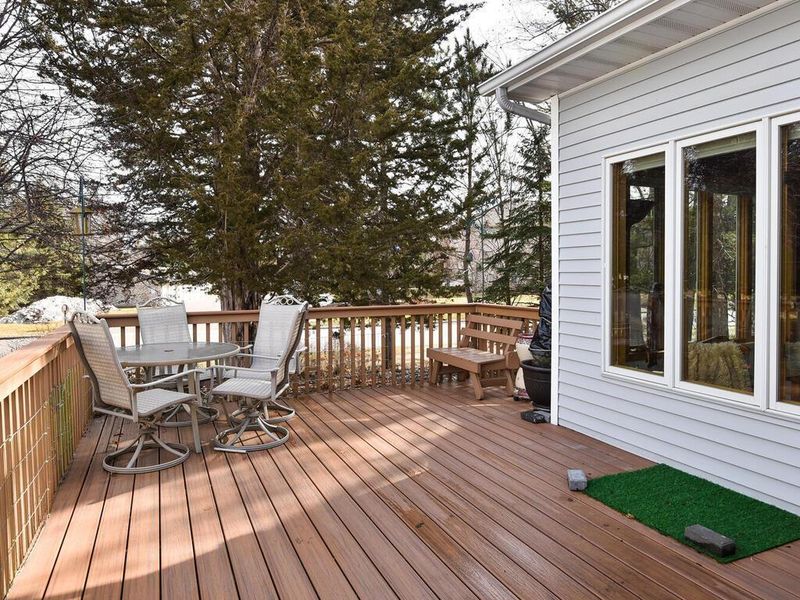 2708 Pine Ridge Dr, Anoka, MN 55303