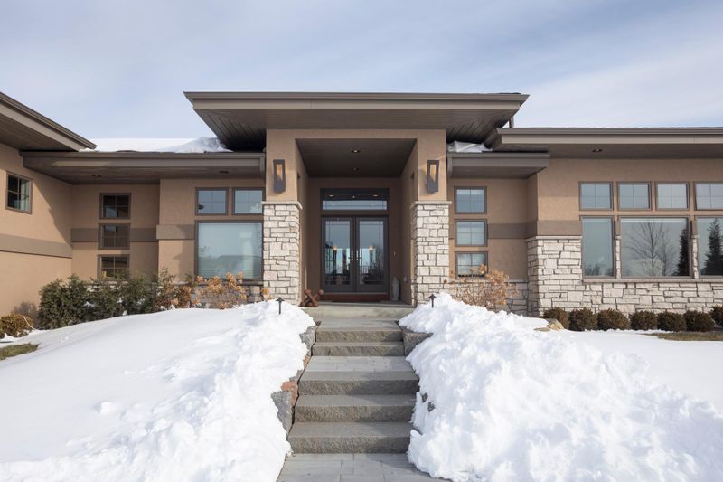 7600 Cress View Dr, Prior Lake, MN 55372