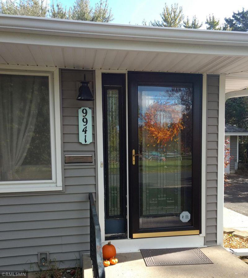 9941 Irving Ave S, Bloomington, MN 55431