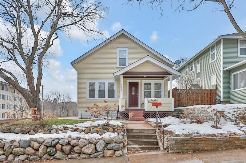 1116 Wakefield Ave, Saint Paul, MN 55106
