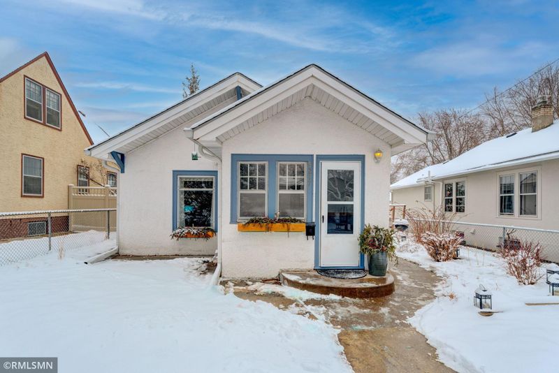 5217 43rd Ave S, Minneapolis, MN 55417