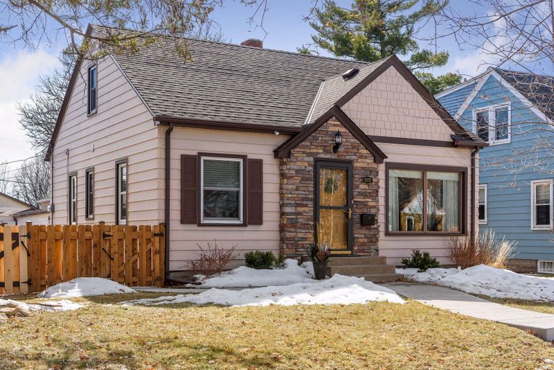 1372 Scheffer Ave, Saint Paul, MN 55116