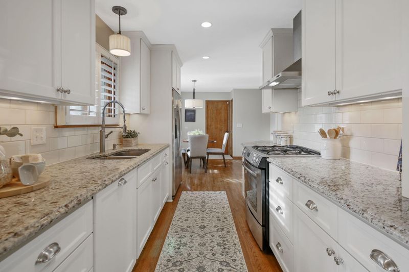 6808 Sally Ln, Minneapolis, MN 55439