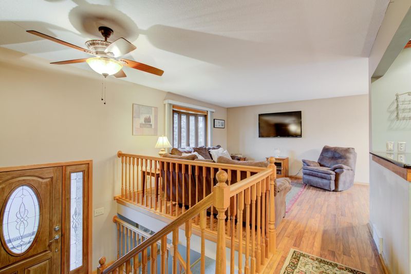 7106 Willow Rd, Maple Grove, MN 55369
