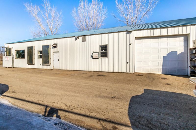 15775 Forest Blvd N, Hugo, MN 55038
