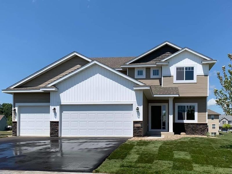 1412 Bridgewater Pw, Dundas, MN 55019