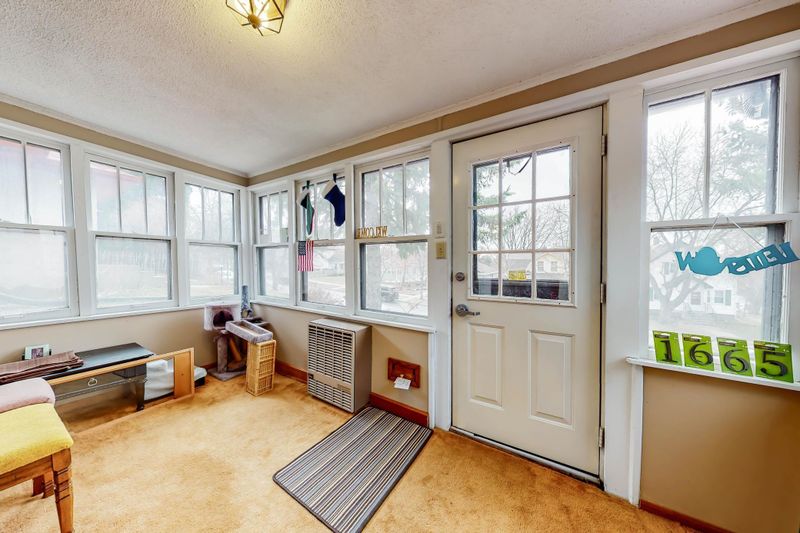 1665 Bush Ave, Saint Paul, MN 55106