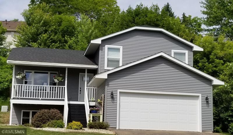 240 Bayberry Avenue Ct, Stillwater, MN 55082