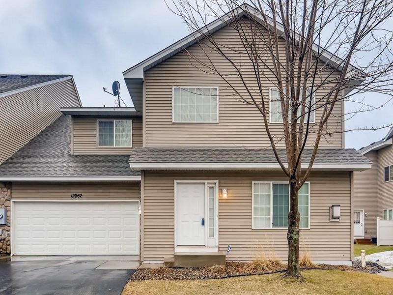 12862 Drake Cir NW, Coon Rapids, MN 55448