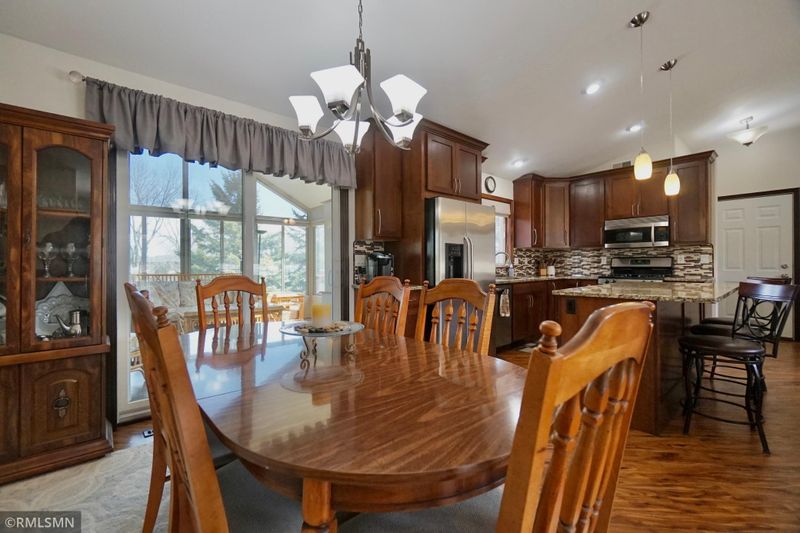 48259 Red Iron Rd, Kasota, MN 56050
