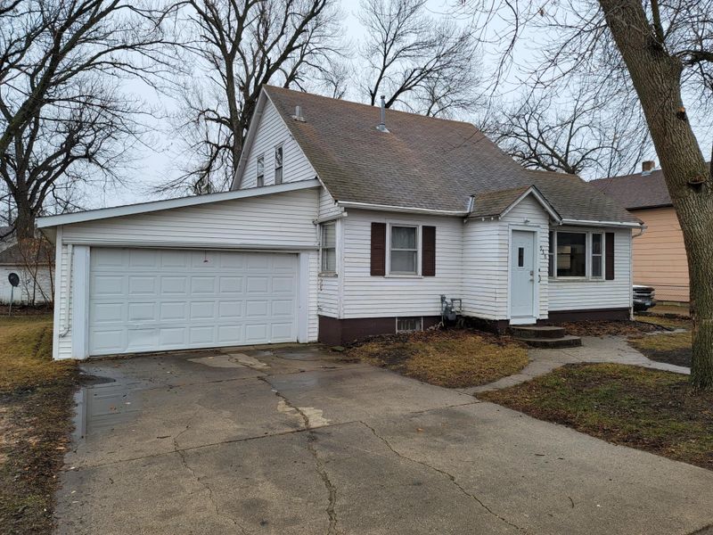 938 Winifred St, Worthington, MN 56187