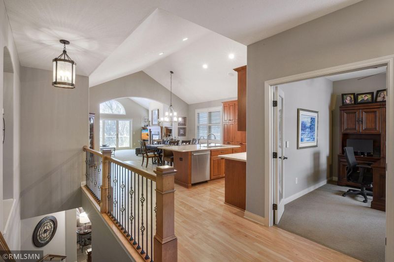 18345 Justice Way, Lakeville, MN 55044