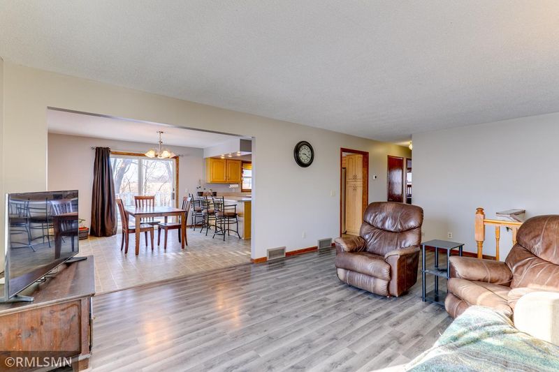 24474 361st Ave, Henderson, MN 56044