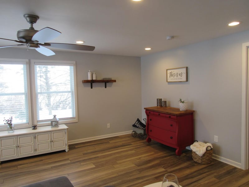8766 600th Ave, Walters, MN 56097
