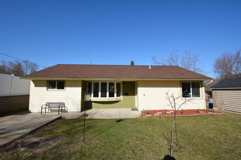 1536 Lincoln Ave, Red Wing, MN 55066