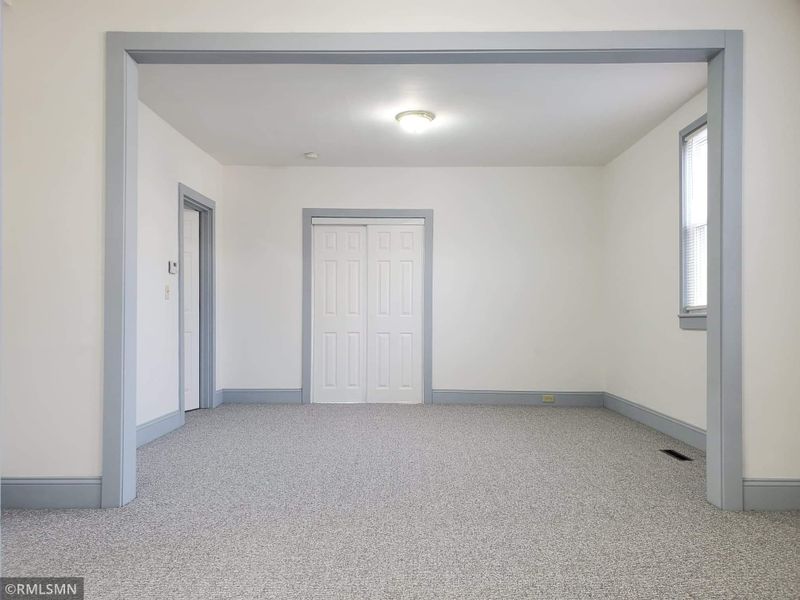1118 Cook Ave E, Saint Paul, MN 55106