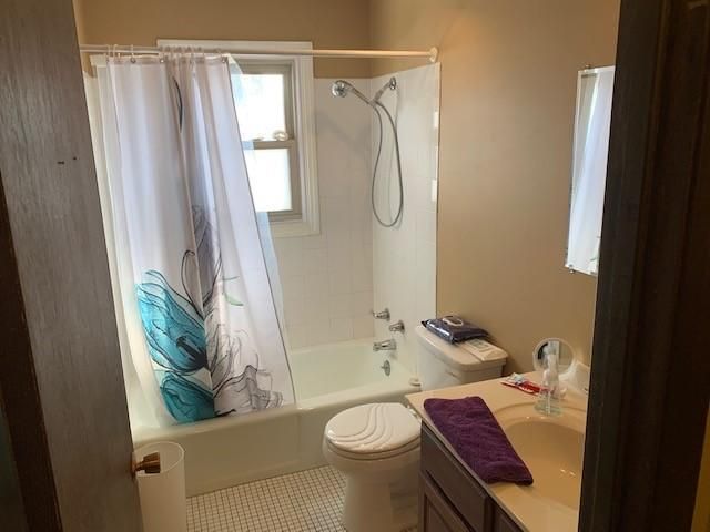 220 Ely St NE, Fridley, MN 55432