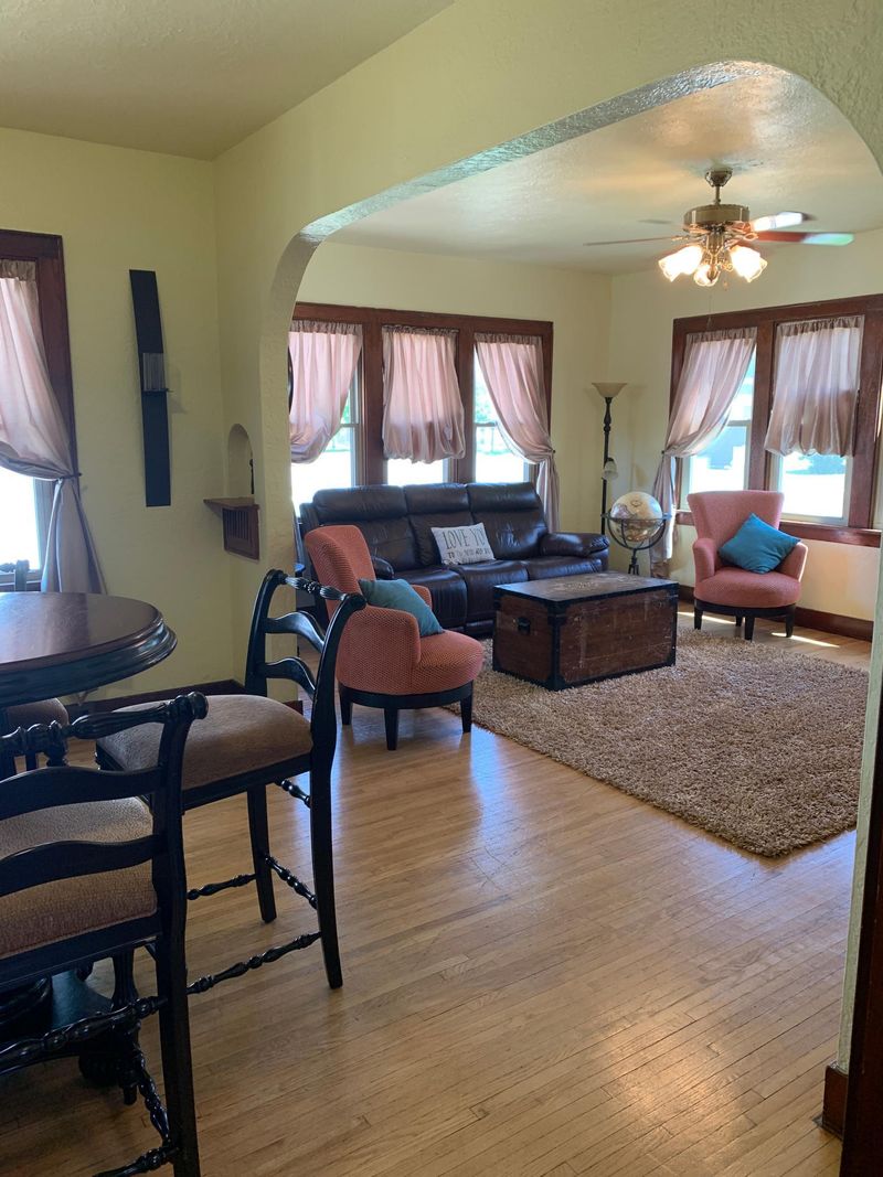 715 E 3rd St, Fairmont, MN 56031