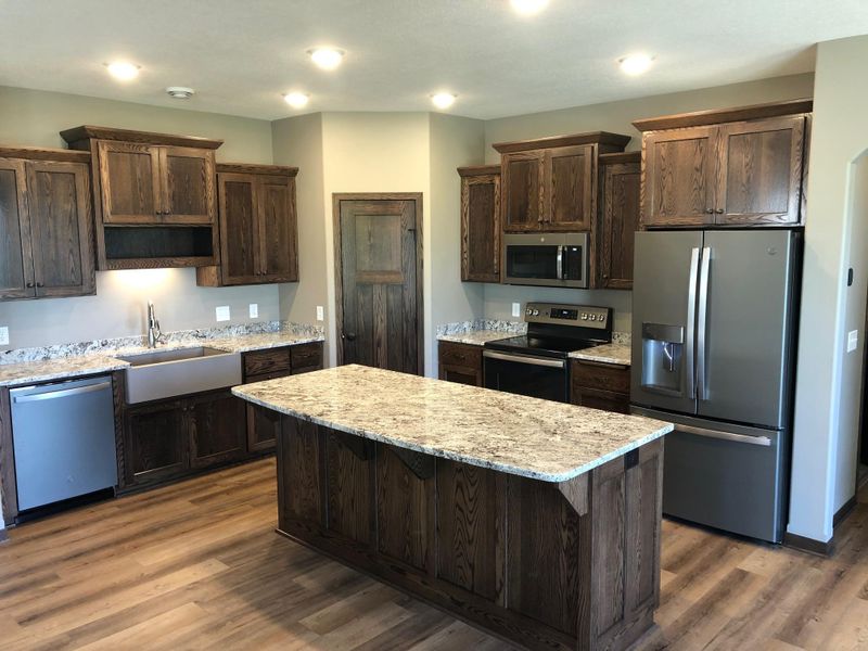 1808 Grove Loop, Saint Cloud, MN 56303