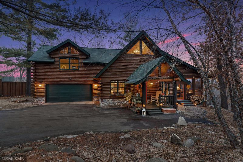 225 Hazel St W, Stillwater, MN 55082