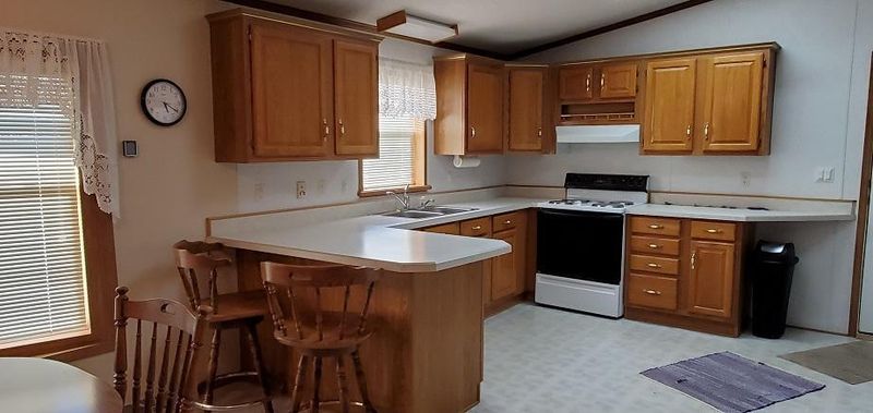 403 2nd St N, Wood Lake, MN 56297