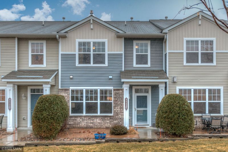 3443 Hazel Trl #E, Woodbury, MN 55129