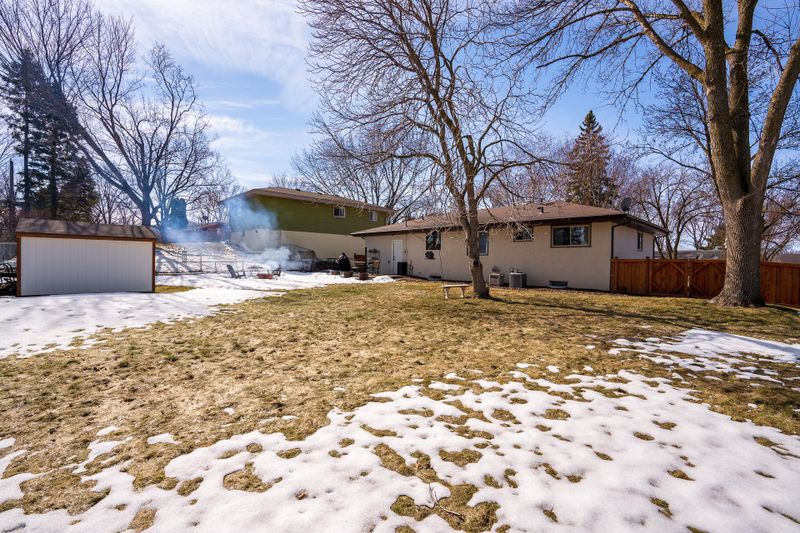 4630 Boone Ave N, New Hope, MN 55428