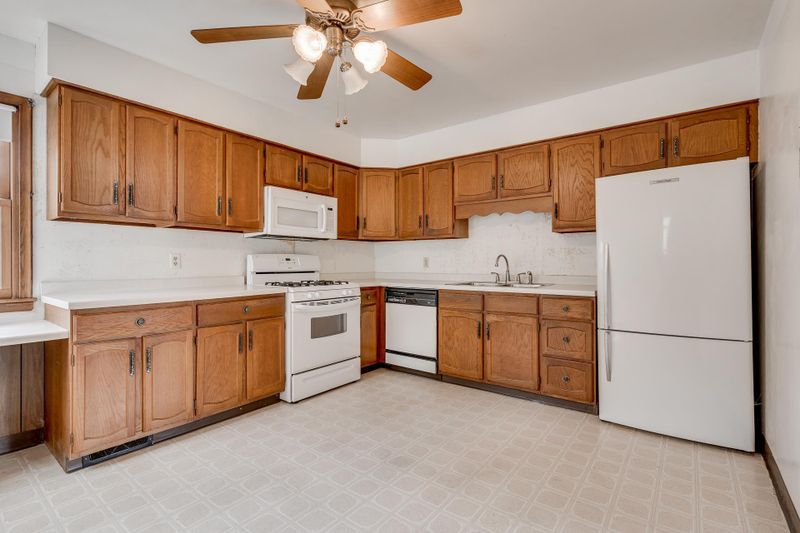 1500 Gervais Ave, Maplewood, MN 55109