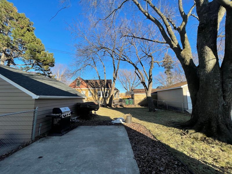 3905 Xenwood Ave S, Saint Louis Park, MN 55416