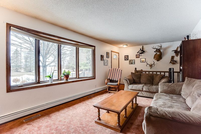 25419 Jamestown St NE, Isanti, MN 55040