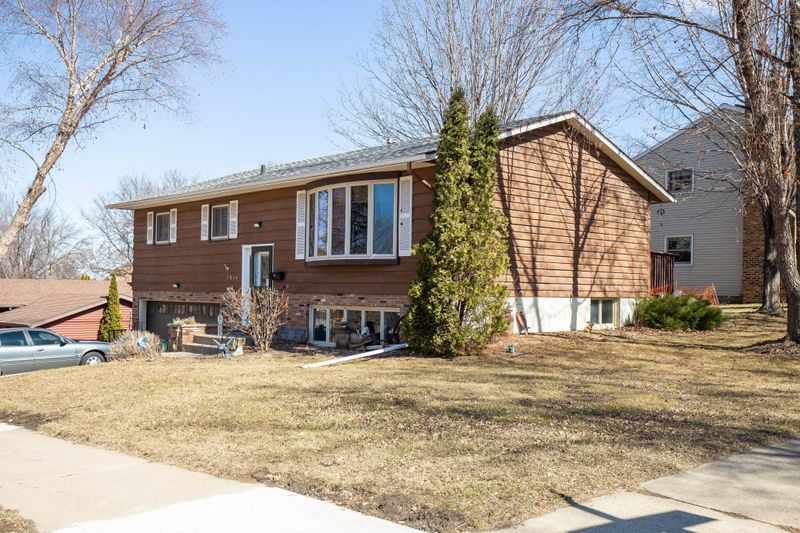 2806 9th Ave NW, Rochester, MN 55901